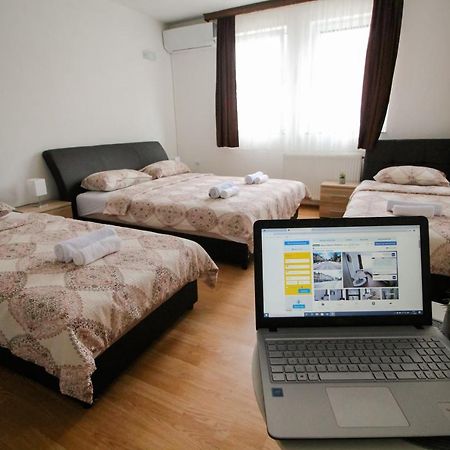 Apartments Station Конич Екстериор снимка