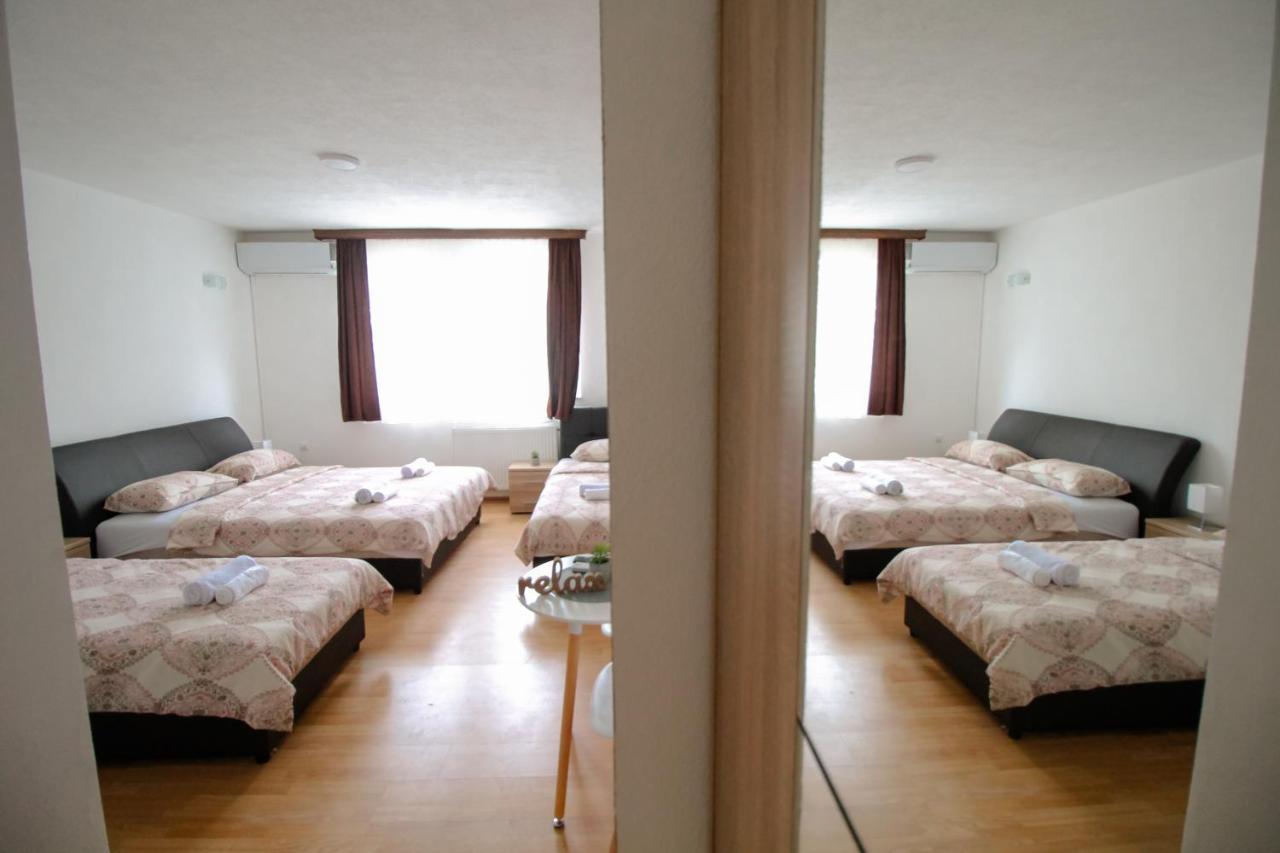 Apartments Station Конич Екстериор снимка