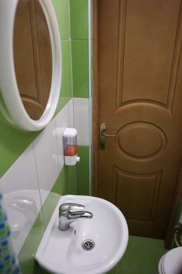 Apartments Station Конич Екстериор снимка